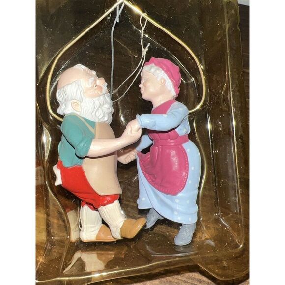 Hallmark 1988 Shall We Dance Mr and Mrs Claus Santa series Christmas Ornament - Picture 6 of 7